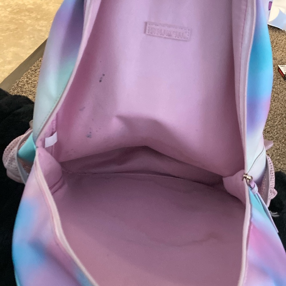 Colorful LOVE Backpack - Picture 3 of 4